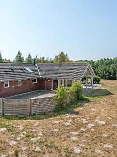 Holiday property Vakantiehuis "Truls" - 800m from the sea, Rødby, Seeland, Denmark