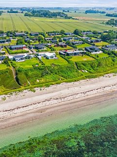 Ferienhaus Vakantiehuis "Miona" - 725m from the sea, Kalundborg, Seeland, Dänemark