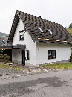 Vakantiewoning Ruime 30 persoons groepsaccommodatie in Wulmeringhausen,, Olsberg, Sauerland (Winterberg), Duitsland