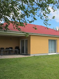 Appartement Nostalgie/ Alte Dampfbäckerei, Ribnitz-Damgarten, Oostzee, Duitsland