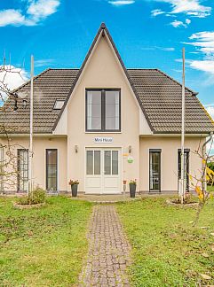 Appartement Minihus - Erdgeschoss mit Terrasse, Bastorf, Oostzee, Duitsland