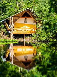 Logement de vacances Vakantiehuis in Couleuvre, Couleuvre, Auvergne, France