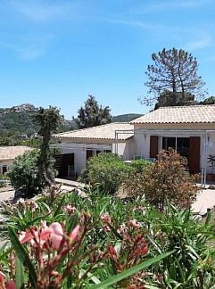 Vakantiewoning Vakantiehuis Pietralunga, Sotta, Corsica, Frankrijk