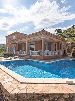 Vakantiewoning Villa Les Muriers, Roquebrun, Languedoc / Roussillon, Frankrijk