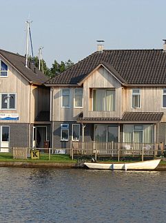 Vakantiewoning Knusse 4 persoons House boat met uitzicht over het water in, Warns, IJsselmeer, 