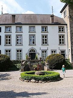 Holiday property Authentiek 6 persoons kasteelappartement gelegen op een, Aywaille, Liege, Belgium