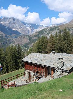 Apartment Appartement Ancienne Bergerie Studio 1 (VOU140), Valtournenche, Aosta Valley, Italy