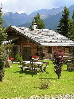 Chalet Taba, Bellamonte, Dolomites, Italy