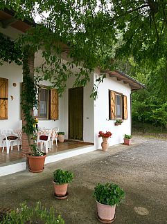 Chalet Monolocale, Magione, Umbrien / Marken, Italien