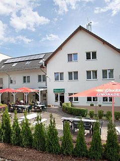 Bed and Breakfast Alte Schule, Tambach-Dietharz, Thuringia, Germany