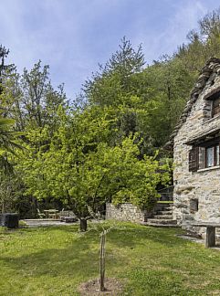 Vakantiewoning Vakantiehuis Anna, Agarone, Ticino / Tessin, Zwitserland