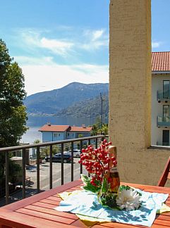 Vakantiewoning Vakantiehuis Porta, Brissago, Ticino / Tessin, Zwitserland