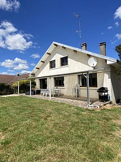 Bijzondere overnachting Au petit Château, Bar-sur-Seine, Champagne-Ardennen, Frankrijk