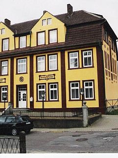 Vakantie appartement Gutshaus Kubbelkow, Bergen auf Rügen, Mecklenburg-Voor-Pommeren, Duitsland