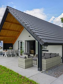 Vakantiewoning Vrijstaande woning in Gelderland, Nederland, Kerkdriel, Rivierengebied, 