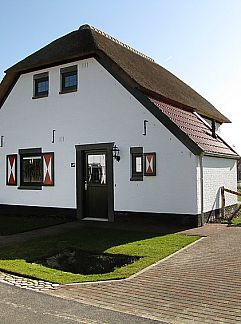 Holiday property Modern ingerichte 6 persoons vakantiehuis gevestigd in een, Roggel, Midden Limburg, 