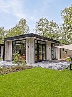 Vakantiewoning Bosvlucht met hottub, Lage Mierde, Kempen, 