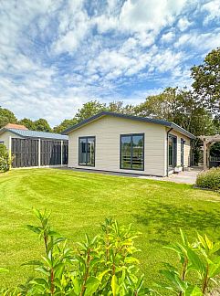 Chalet De Zwaluw, Heiloo, Noord-Holland midden, 