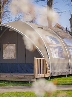 Tent house 6-persoons Rangerlodge, Nieuw-Heeten, Salland, 