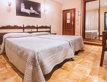 Hotel Residencia Castellano I