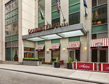 DoubleTree by Hilton New York Downtown