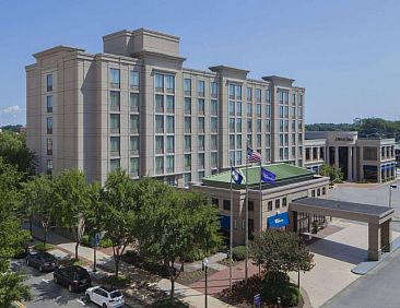 Hilton Garden Inn Virginia Beach Town Center