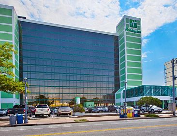 Holiday Inn VA Beach-Oceanside 21st Street, an IHG Hotel