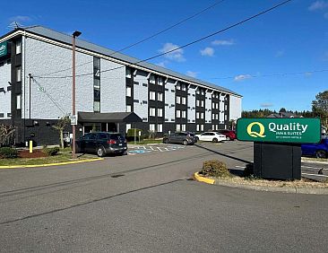 Quality Inn &amp; Suites Everett