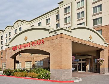 Crowne Plaza Anchorage-Midtown, an IHG Hotel