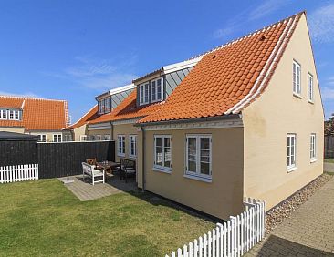 Vakantiehuis &quot;Karl&quot; - 1.1km from the sea