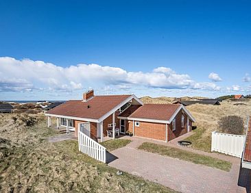 Vakantiehuis &quot;Ritha&quot; - 350m from the sea