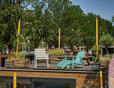 The Amsterdam Houseboat Family - de Pijp