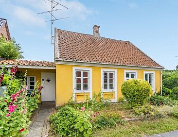 Vakantiehuis &quot;Gytta&quot; - 1km from the sea