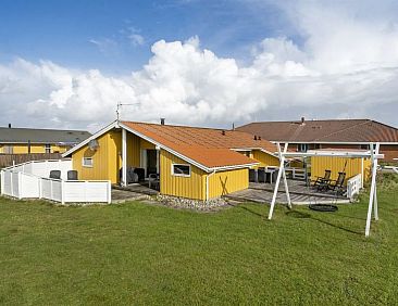 Vakantiehuis &quot;Hebba&quot; - 300m from the sea