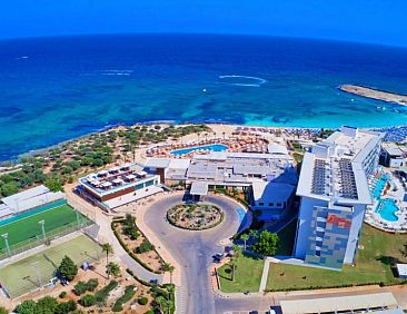 Asterias Beach Hotel