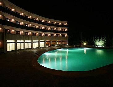 Hotel Meia Lua