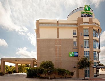 Holiday Inn Express Hotel &amp; Suites San Antonio - Rivercenter