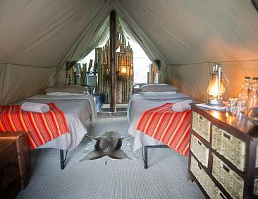 Quatermain's 1920's Safari Camp – Amakhala Game Reserve