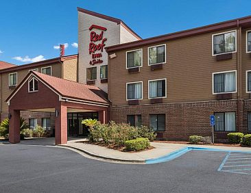 Red Roof Inn &amp; Suites Savannah Airport