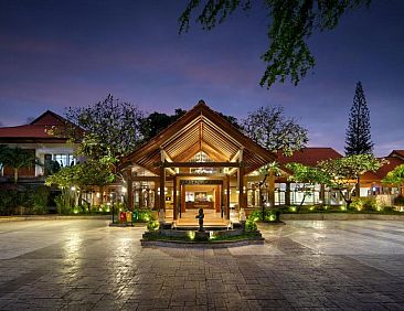 Grand Istana Rama Hotel