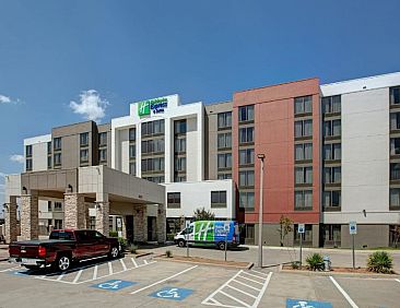 Holiday Inn Express Hotel &amp; Suites Dallas Fort Worth Airport