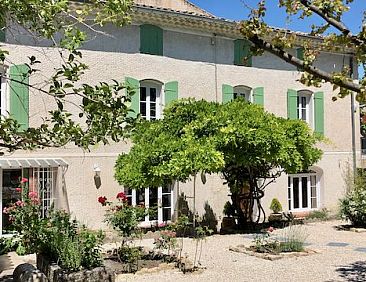 Geschakelde woning in Provence, Frankrijk