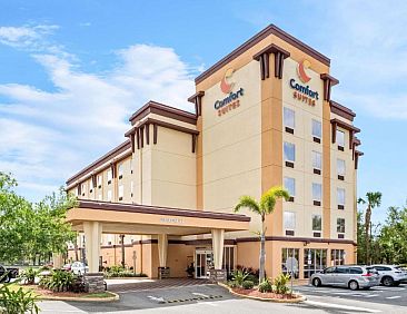 Comfort Suites Orlando Airport