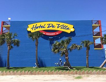 Hotel DeVille