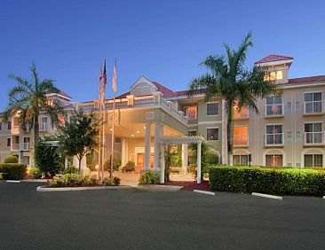 DoubleTree Suites by Hilton Naples