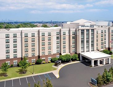 SpringHill Suites by Marriott Newark International Airport