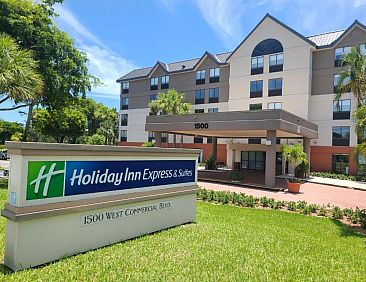 Holiday Inn Express Fort Lauderdale North - Executive Airpor