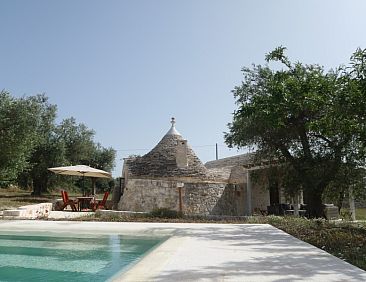 Trullo Chantilly