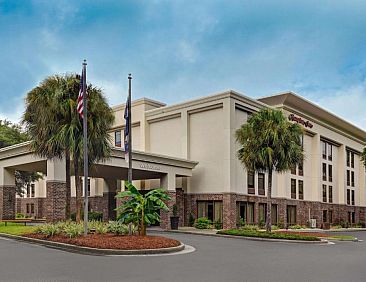 Hampton Inn Patriots Point