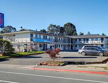 Motel 6-Arcata, CA - Humboldt University